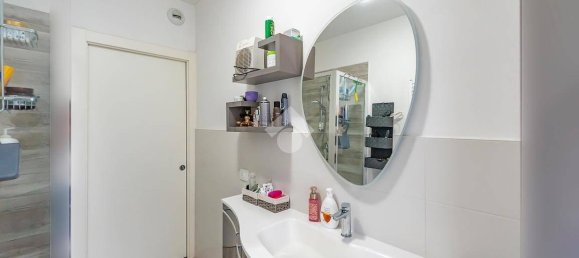 2 chambres Appartement à Lainate, Italy No. 268603 23