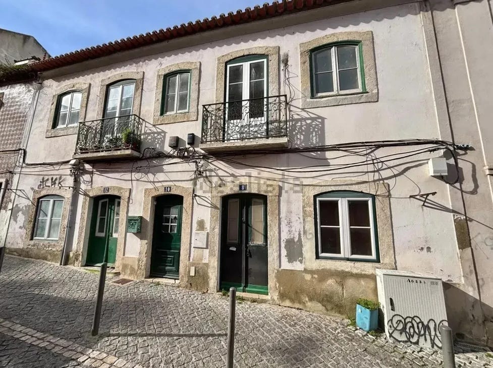 Gewerbliche Immobilie in Almada, Portugal 310m², Nr. 326817