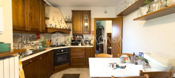 3 bedrooms Apartment in San Donato Milanese, Italy No. 327567 4