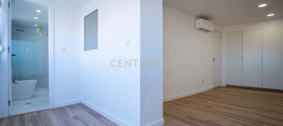 2 Schlafzimmer Doppelhaus in Lisbon, Portugal, Nr. 341607 13