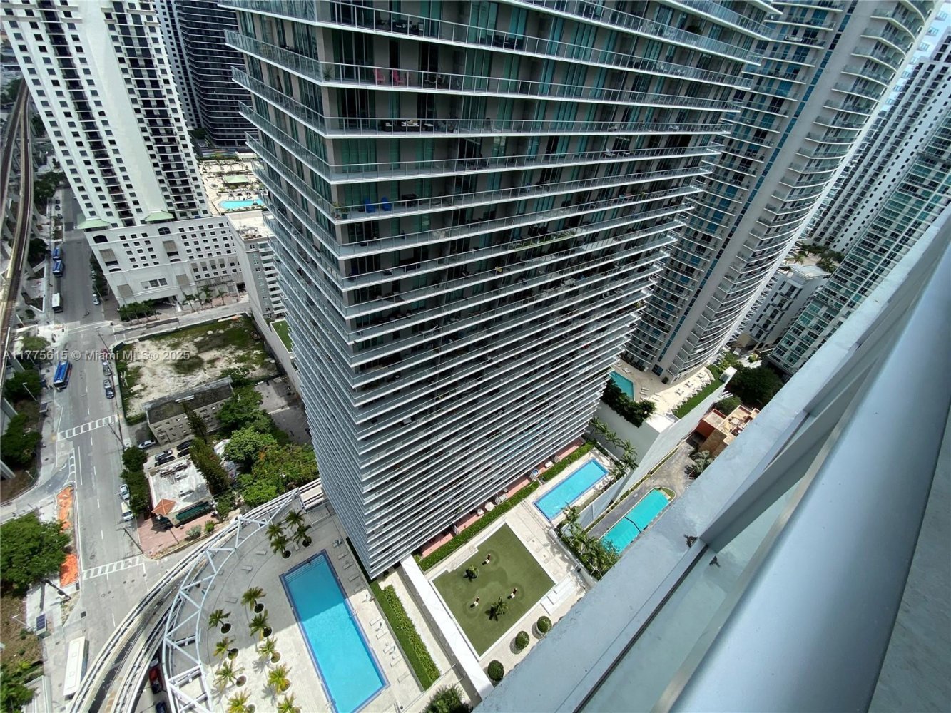 2 غرف نوم عقار تجاري في Miami, الولايات المتحدة رقم 615116