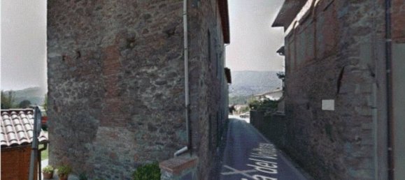 820m² Commercial property in Pieve Fosciana, Italy No. 377183 4