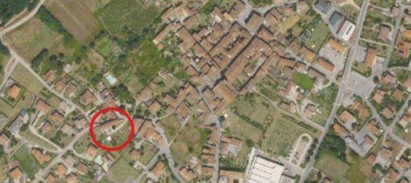 820m² Commercial property in Pieve Fosciana, Italy No. 377183 2