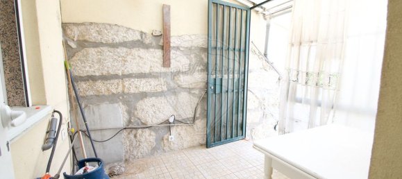 195m² Building in Porto, Portugal No. 100067 12