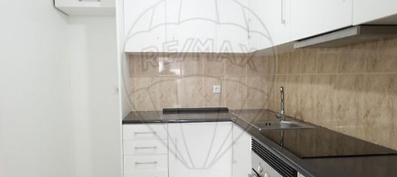 195m² Building in Porto, Portugal No. 100067 5