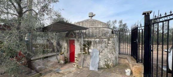 Casa de 2 divisões em Molfetta, Italy N.º 24564 3