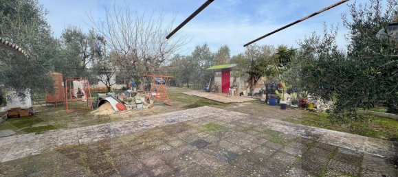 Casa de 2 divisões em Molfetta, Italy N.º 24564 7