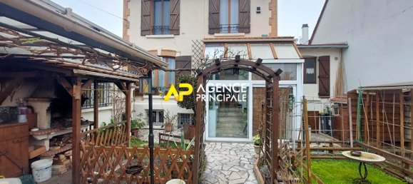 3 bedrooms House in Bezons, France No. 166619 18