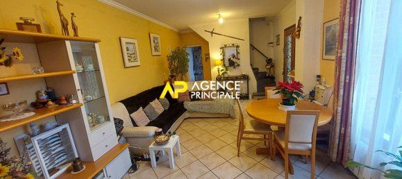3 bedrooms House in Bezons, France No. 166619 4