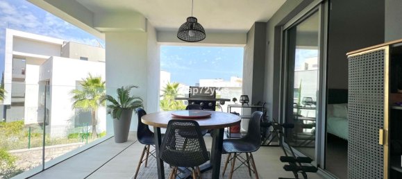 Apartamento de 2 dormitorios en Estepona, Spain No. 136386 10