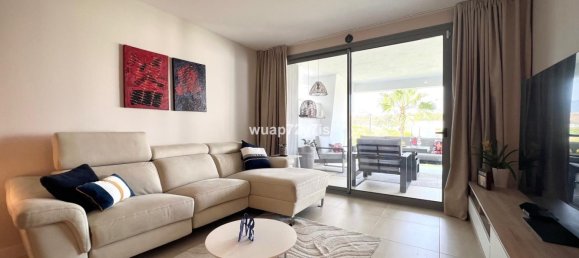 Apartamento de 2 dormitorios en Estepona, Spain No. 136386 5