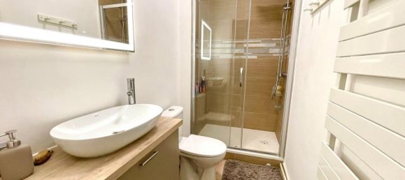 8 bedrooms House in Marcq-en-Baroeul, France No. 156935 13