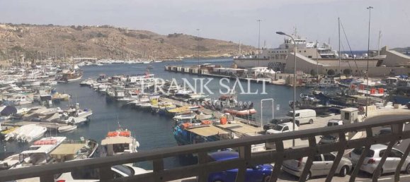 2 bedrooms Maisonette in Mgarr, Malta No. 6109 2