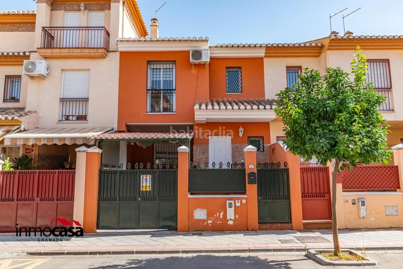 3 غرف نوم تاون هاوس في Armilla, Spain رقم 210686