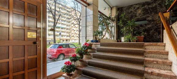 3 bedrooms Apartment in Turin, Italy No. 326805 27