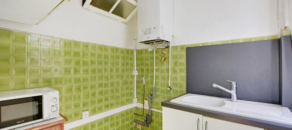 1 bedroom Apartment in Paris, France No. 298107 3