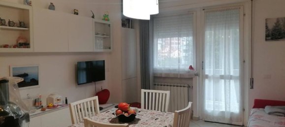2 bedrooms Apartment in Carrara, Italy No. 98588 6