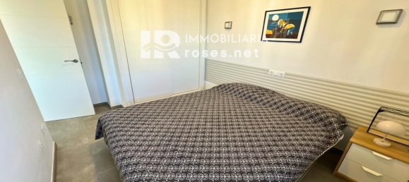 Квартира с 2 спальнями в Розы, Испания № 110525 17