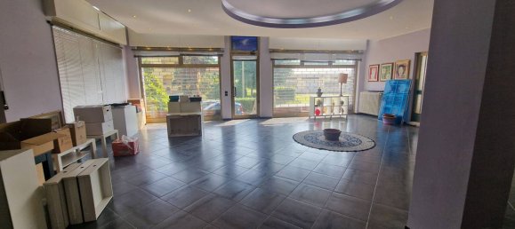 170m² Commercial property in Cossato, Italy No. 211181 19