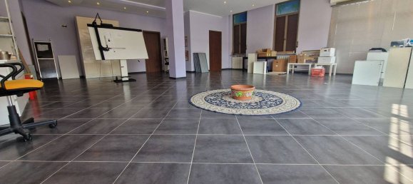 170m² Commercial property in Cossato, Italy No. 211181 7