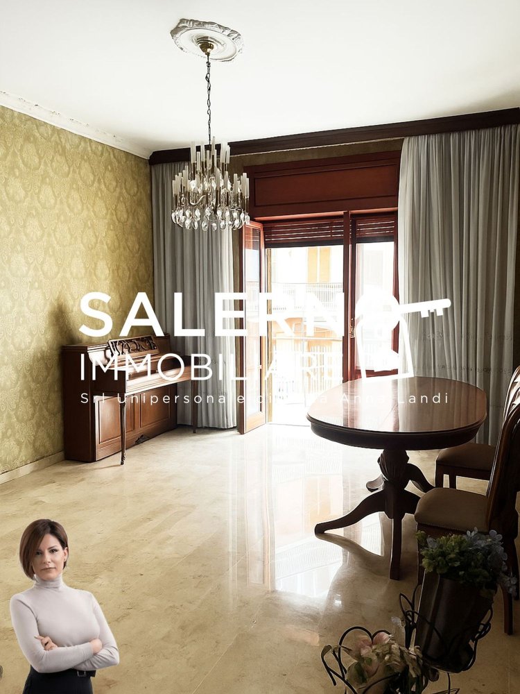 4 غرف نوم شقة في Salerno, Italy رقم 391197