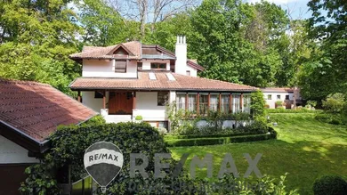 7 rooms House in Hinterbruhl, Austria No. 71103