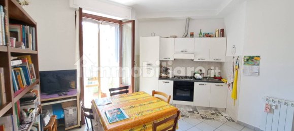 1 bedroom Apartment in Florence, Italy No. 299191 2