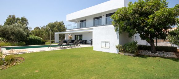 4 bedrooms House in La Duquesa, Spain No. 63290 28