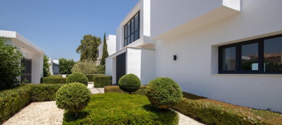 4 bedrooms House in La Duquesa, Spain No. 63290 44