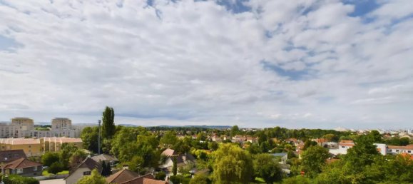 2 chambres Appartement à Saint-André-les-Vergers, France No. 156171 11