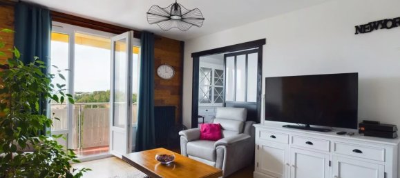 2 chambres Appartement à Saint-André-les-Vergers, France No. 156171 2