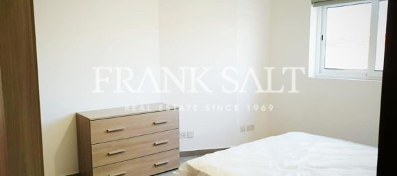 2 bedrooms Penthouse in Swatar, Malta No. 9785 3