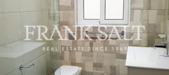 2 bedrooms Penthouse in Swatar, Malta No. 9785 5