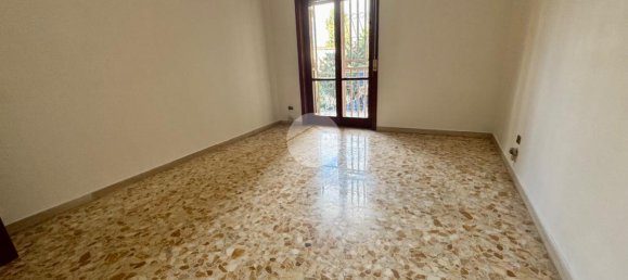 3غرفة شقة في Marano di Napoli, Italy رقم 7072 10