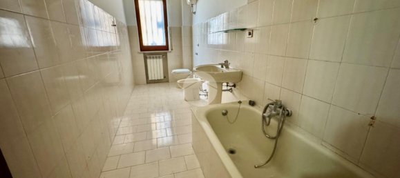 3غرفة شقة في Marano di Napoli, Italy رقم 7072 9