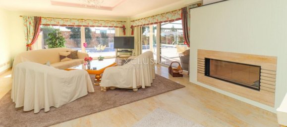 4 bedrooms Villa in Albufeira, Portugal No. 7549 3