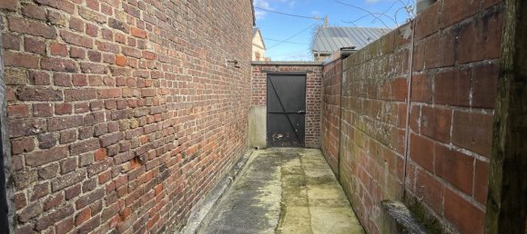 3 bedrooms House in Saint-Erme-Outre-et-Ramecourt, France No. 79720 11