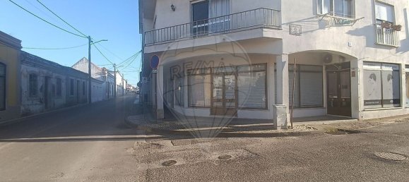 Propiedad comercial en Alpiarca, Portugal 48 m² No. 66618 3