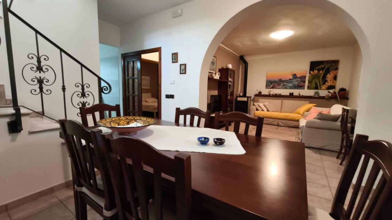 8 rooms Villa in Silvi, Italy No. 28838