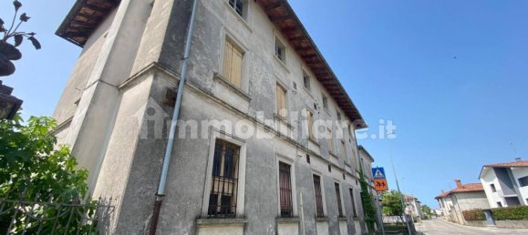 7 bedrooms House in Udine, Italy No. 285350 5