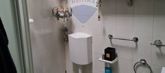 2 Schlafzimmer Haus in Ne, Italy, Nr. 262189 6