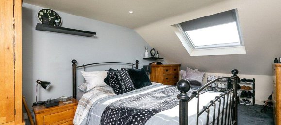 3 bedrooms House in Mitcham, United Kingdom No. 12248 24