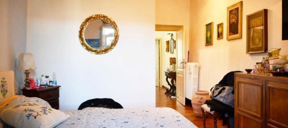 Casa de 8 divisões em Arezzo, Italy N.º 80077 4