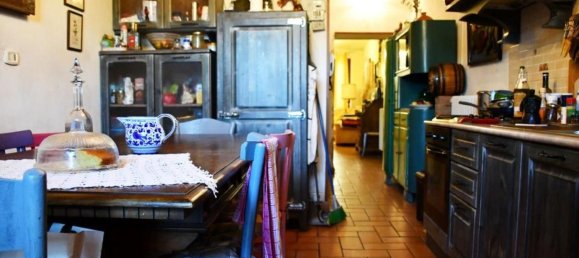 Casa de 8 divisões em Arezzo, Italy N.º 80077 2