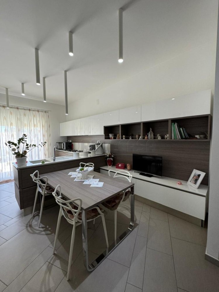 4 Schlafzimmer Wohnung in Syracuse, Italy, Nr. 244377