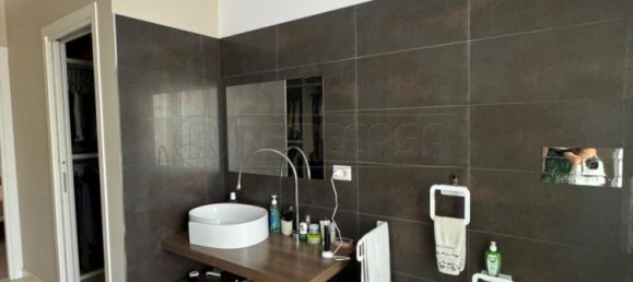 4 Schlafzimmer Wohnung in Syracuse, Italy, Nr. 244377 31