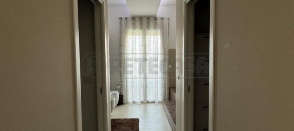 4 Schlafzimmer Wohnung in Syracuse, Italy, Nr. 244377 11