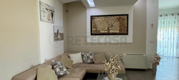 4 Schlafzimmer Wohnung in Syracuse, Italy, Nr. 244377 9