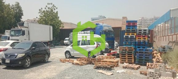 1326.4m² Land in Al Qusais, UAE No. 38646 6