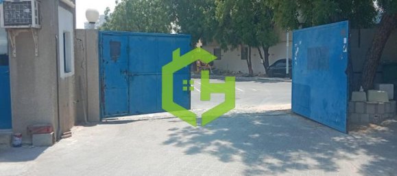 1326.4m² Land in Al Qusais, UAE No. 38646 10